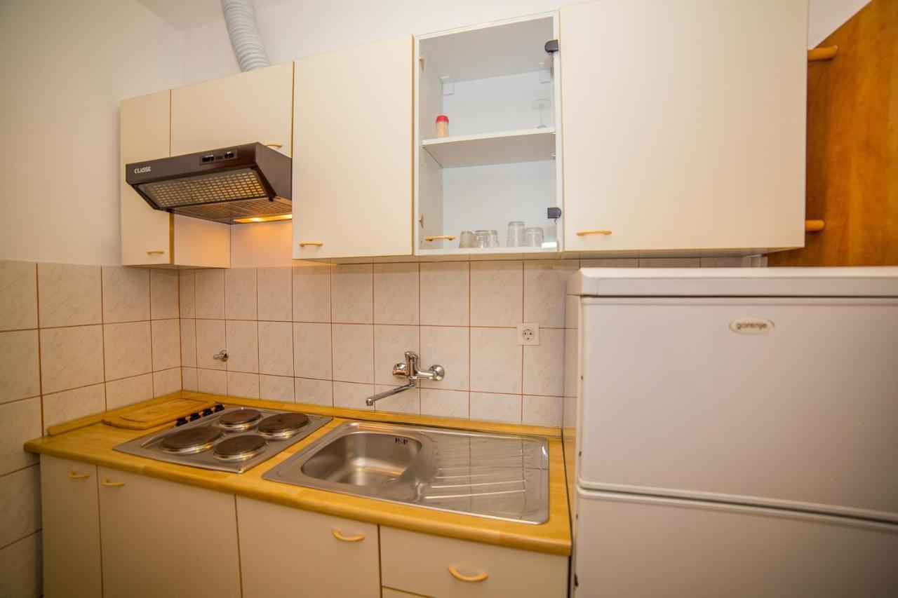 Apartments Emil Lokva Rogoznica Ngoại thất bức ảnh