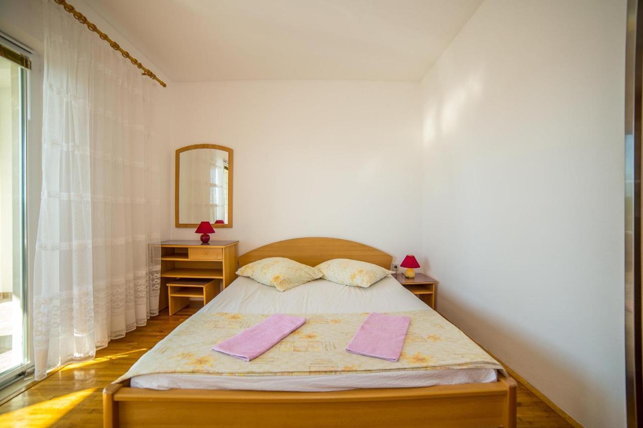 Apartments Emil Lokva Rogoznica Ngoại thất bức ảnh